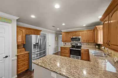 5560 Greenview Court, North Richland Hills, TX 76148 - Photo 13