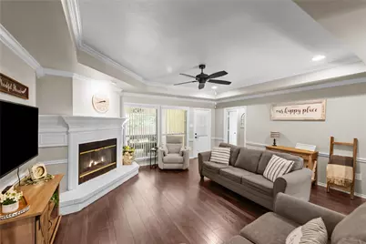 5560 Greenview Court, North Richland Hills, TX 76148 - Photo 5