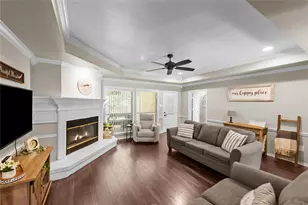 5560 Greenview Ct, North Richland Hills, TX 76148 - Photo 5