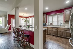 1032 Tara Dr, Burleson, TX 76028 - Photo 11