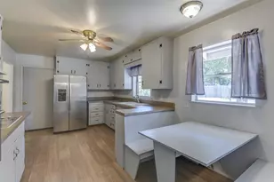 114 S 6th St, Midlothian, TX 76065 - Photo 13