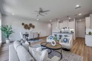 5613 Woodlands Dr, The Colony, TX 75056 - Photo 13