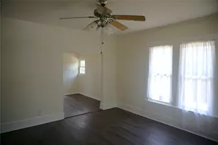 424 W Tennessee St, Sherman, TX 75090 - Photo 3