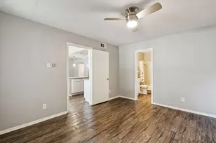 2505 Wedglea Dr, Dallas, TX 75211 - Photo 17