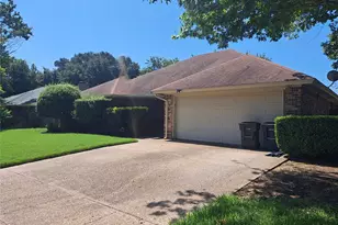 4505 Yellowleaf Dr, Fort Worth, TX 76133 - Photo 1
