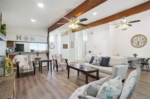 308 Half Moon Way, Runaway Bay, TX 76426 - Photo 9