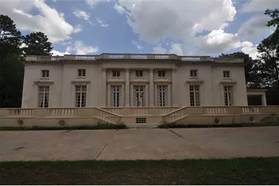 802 N Louise Street, Atlanta, TX 75551 - Photo 1