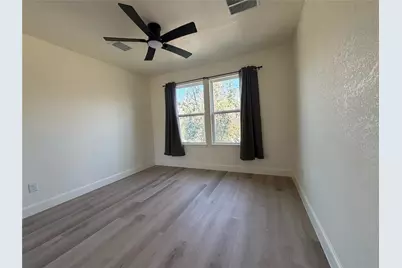 4716 Frank Street, Dallas, TX 75210 - Photo 17