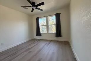 4716 Frank St, Dallas, TX 75210 - Photo 17