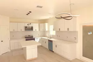 4716 Frank St, Dallas, TX 75210 - Photo 11