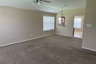 105 Shady Creek Ln, Terrell, TX 75160 - Photo 3