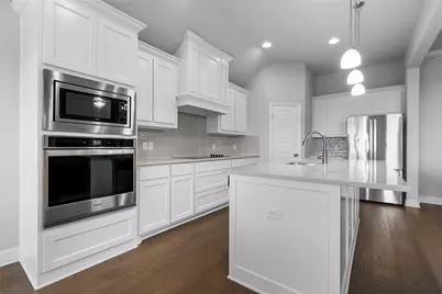 1904 Angelus Street, Waco, TX 76712 - Photo 9