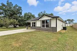 508 Woodlawn St, Sulphur Springs, TX 75482 - Photo 3