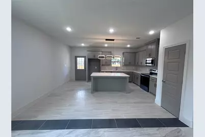 2110 Ridgewood Drive, Bridgeport, TX 76426 - Photo 5