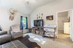 206 Hubbard St, Hillsboro, TX 76645 - Photo 9