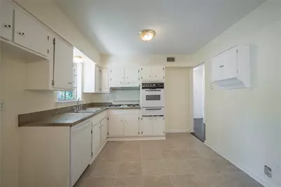 11323 Lanewood Circle, Dallas, TX 75218 - Photo 9