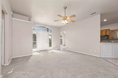 7018 Springwater Avenue, Abilene, TX 79606 - Photo 5