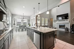 2525 Wallingford Dr, Mansfield, TX 76084 - Photo 3