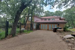 1815 Greenwood Dr, Denton, TX 76209 - Photo 1