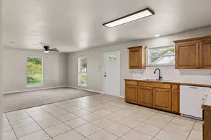 821 Gibbard Ave, Wills Point, TX 75169 - Photo 3