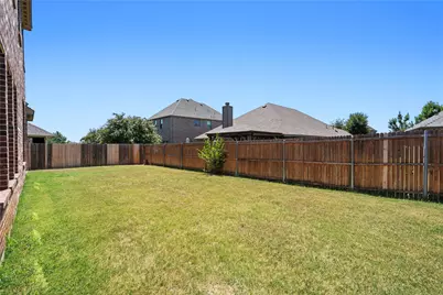 613 Ravenwood Drive, Saginaw, TX 76179 - Photo 21