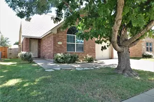 5813 Brookside Dr, Denton, TX 76226 - Photo 3