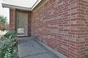 5813 Brookside Dr, Denton, TX 76226 - Photo 5