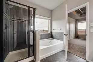 937 Lost Heather Dr, Saginaw, TX 76179 - Photo 15