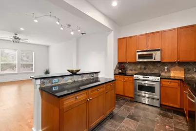 4830 Cedar Springs Road #32, Dallas, TX 75219 - Photo 9