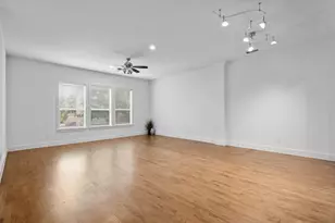 4830 Cedar Springs Rd, Dallas, TX 75219 - Photo 15