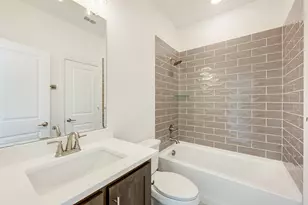 2413 Amelia Ln, Mansfield, TX 76063 - Photo 9