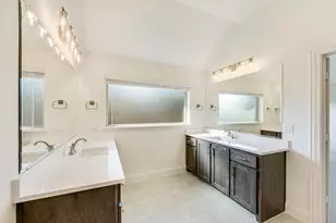 2413 Amelia Ln, Mansfield, TX 76063 - Photo 25