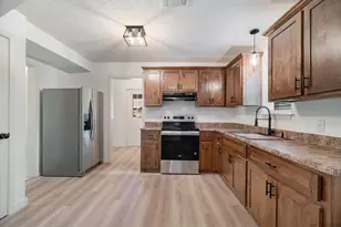 745 NW 23rd, Paris, TX 75460 - Photo 9