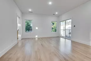 514 S Glasgow Dr, Dallas, TX 75223 - Photo 15