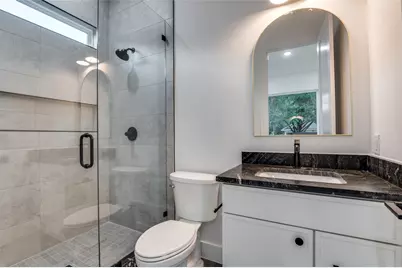 514 S Glasgow Drive, Dallas, TX 75223 - Photo 29