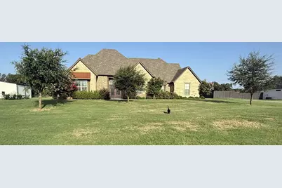 125 Lucky Ridge Lane, Boyd, TX 76023 - Photo 1