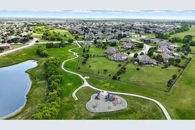 1101 Castle Top Drive, Fort Worth, TX 76052 - Photo 29