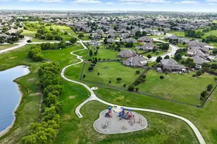 1101 Castle Top Dr, Fort Worth, TX 76052 - Photo 29