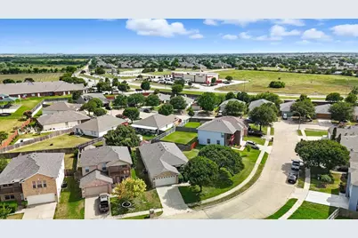 1101 Castle Top Drive, Fort Worth, TX 76052 - Photo 23