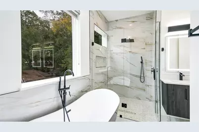 2318 Arroyo Avenue, Dallas, TX 75219 - Photo 23