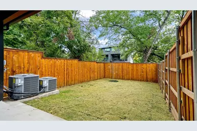 2318 Arroyo Avenue, Dallas, TX 75219 - Photo 31