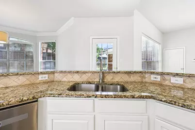 458 Richmond Street, Irving, TX 75063 - Photo 17