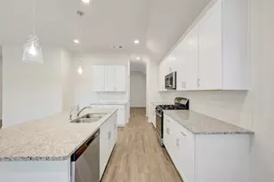 118 Hudson Ln, Justin, TX 76247 - Photo 3