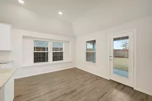 118 Hudson Ln, Justin, TX 76247 - Photo 29