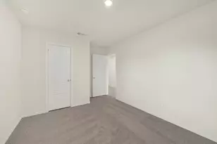 118 Hudson Ln, Justin, TX 76247 - Photo 13