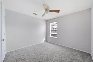 116 Main Pl, Euless, TX 76040 - Photo 17