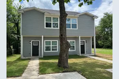 406 E Bonham Street, Tom Bean, TX 75491 - Photo 3