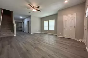 406 E Bonham St, Tom Bean, TX 75491 - Photo 7