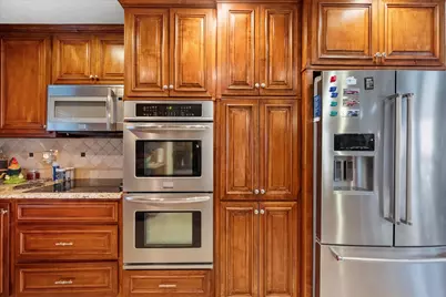 1005 Acorn Court, Arlington, TX 76012 - Photo 13