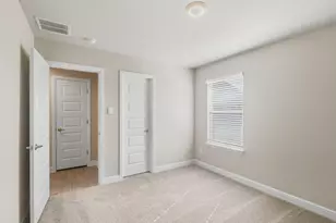 1913 Heritage Ct, Cleburne, TX 76033 - Photo 15